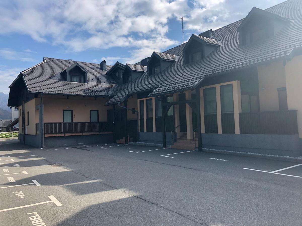 Sport & Sunny Cosy Alpine Retreat Apartment Kranjska Gora Exterior photo