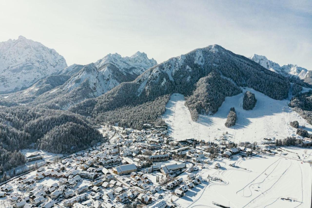 Sport & Sunny Cosy Alpine Retreat Apartment Kranjska Gora Exterior photo